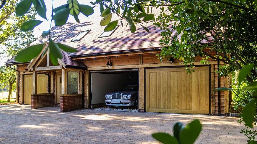 garage doors for timber property in the New Forest